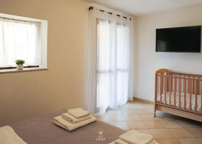 Libra Διαμέρισμα Àrbatax